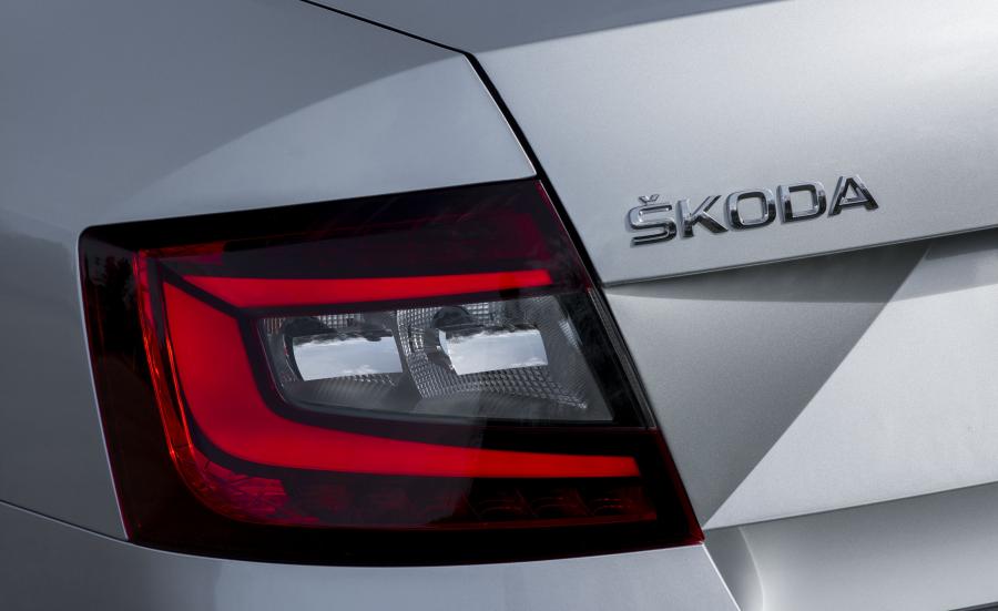 Детали экстерьера Skoda Octavia 2017 года  (UK) (фото 13 из 16)